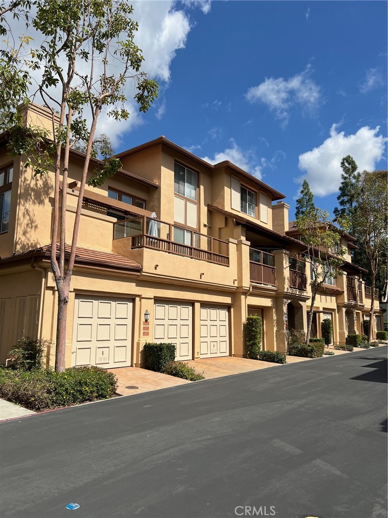 2729 Dietrich Drive