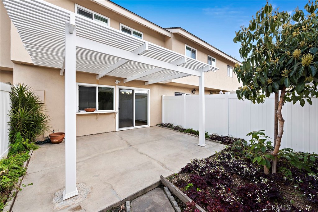 210 Carriage Drive B