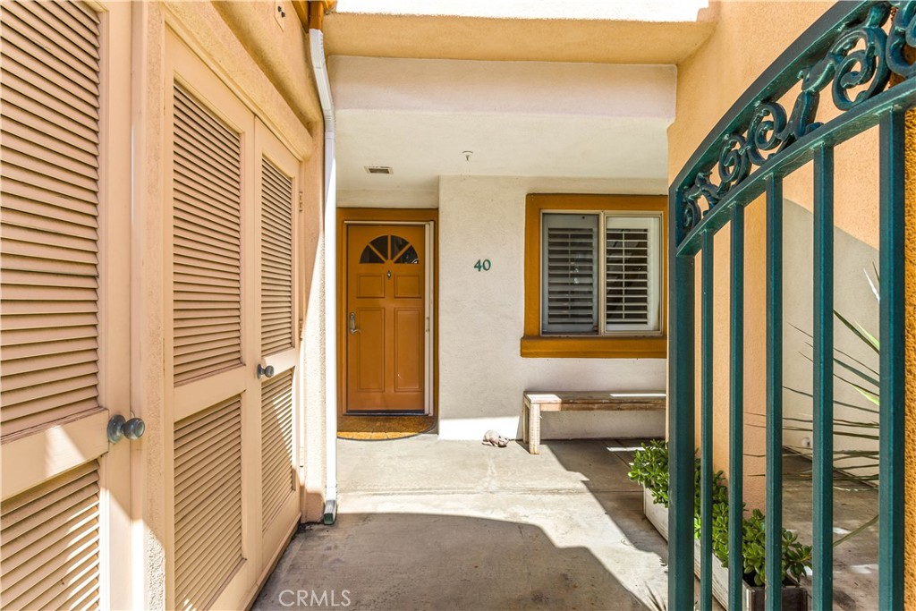 40 Villa Point Drive