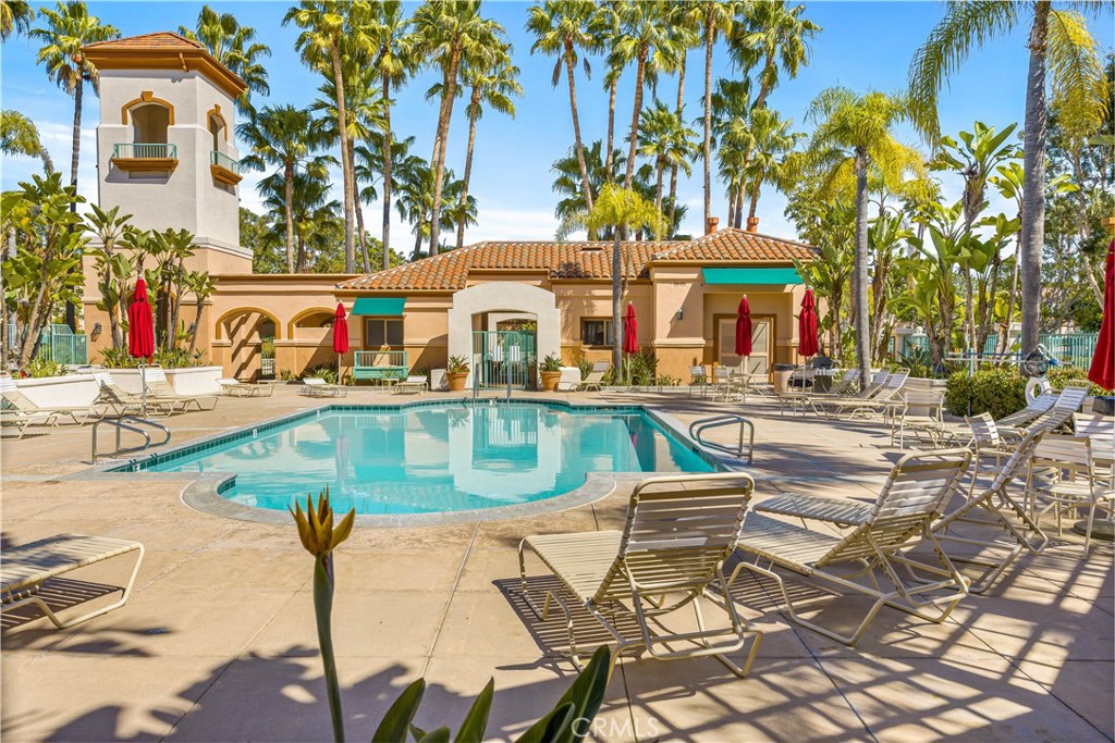 40 Villa Point Drive