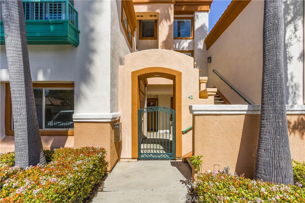 40 Villa Point Drive