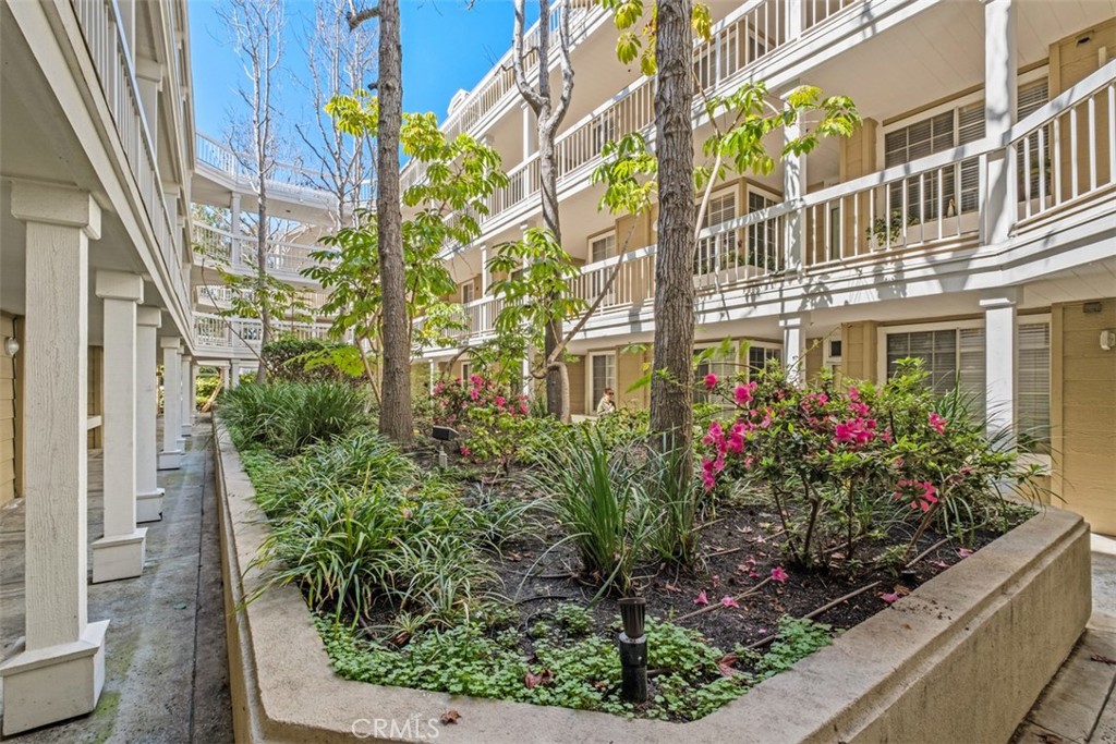 20371 Bluffside Circle 112