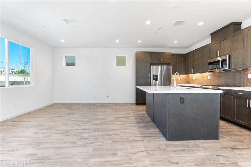 2201 Horseback Road