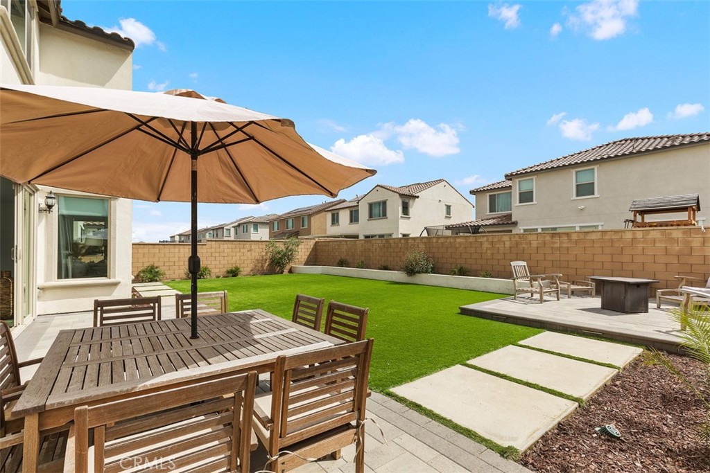 3697 South Oakville Avenue