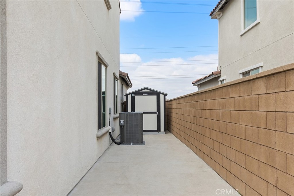 3697 South Oakville Avenue