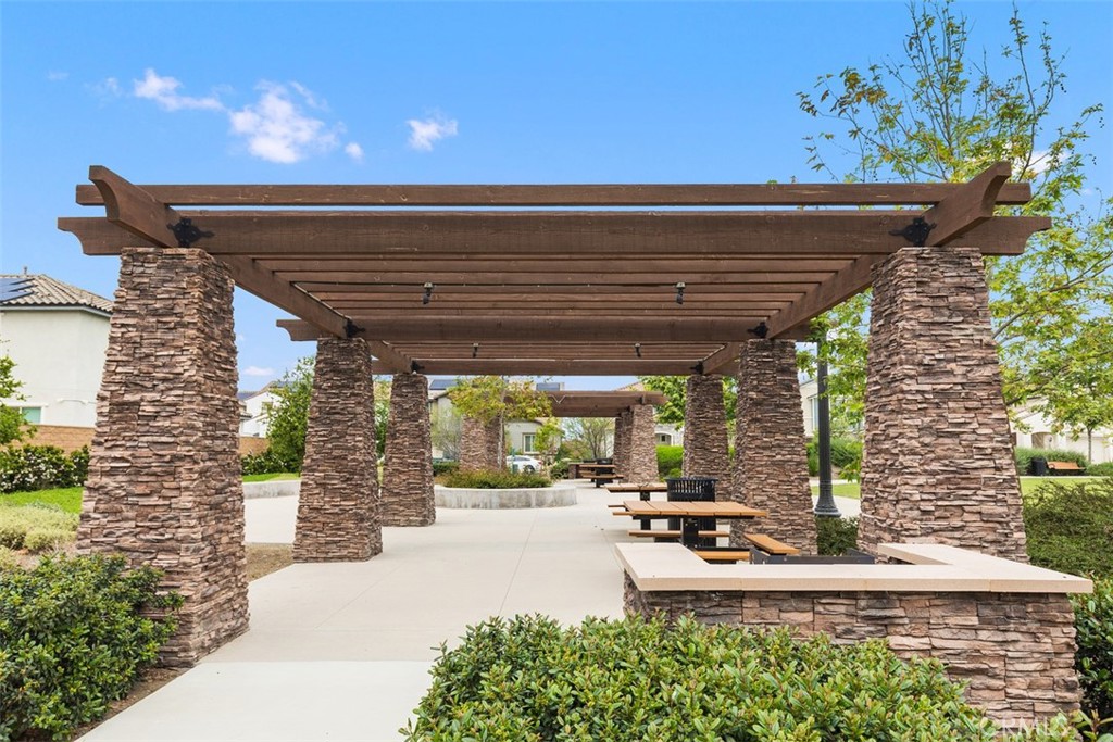 3697 South Oakville Avenue