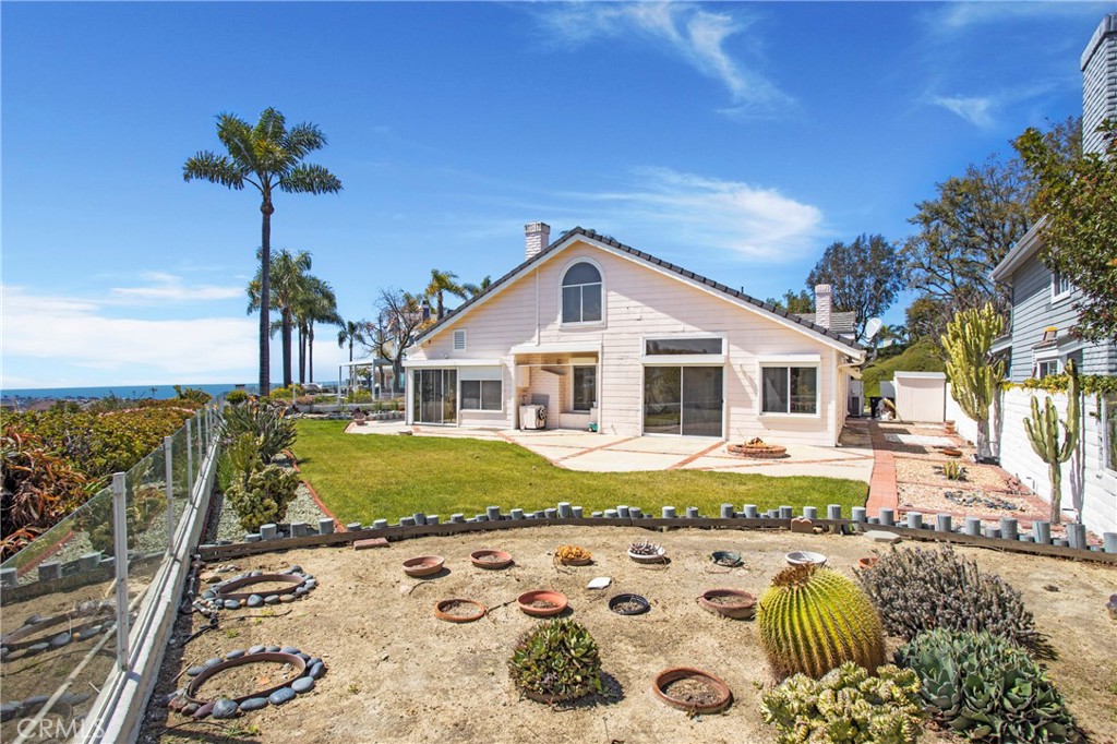 4 Callender Court