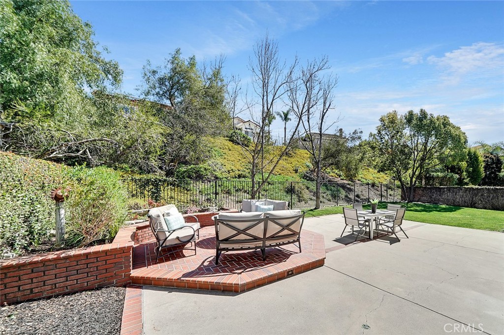 20752 Shadow Rock Lane