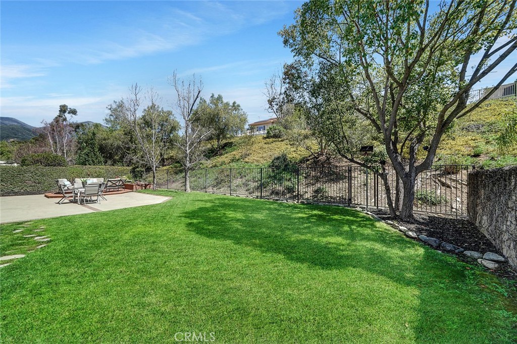 20752 Shadow Rock Lane