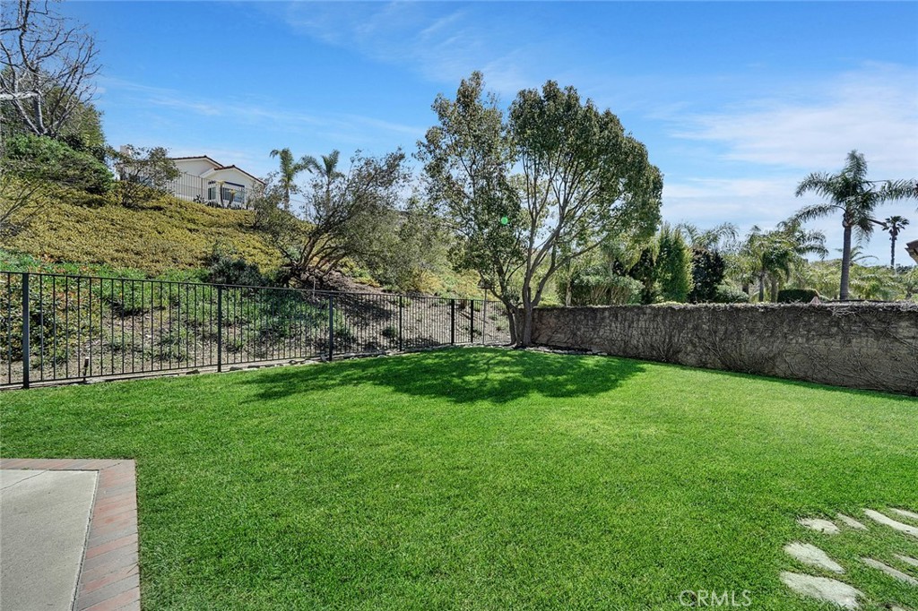 20752 Shadow Rock Lane