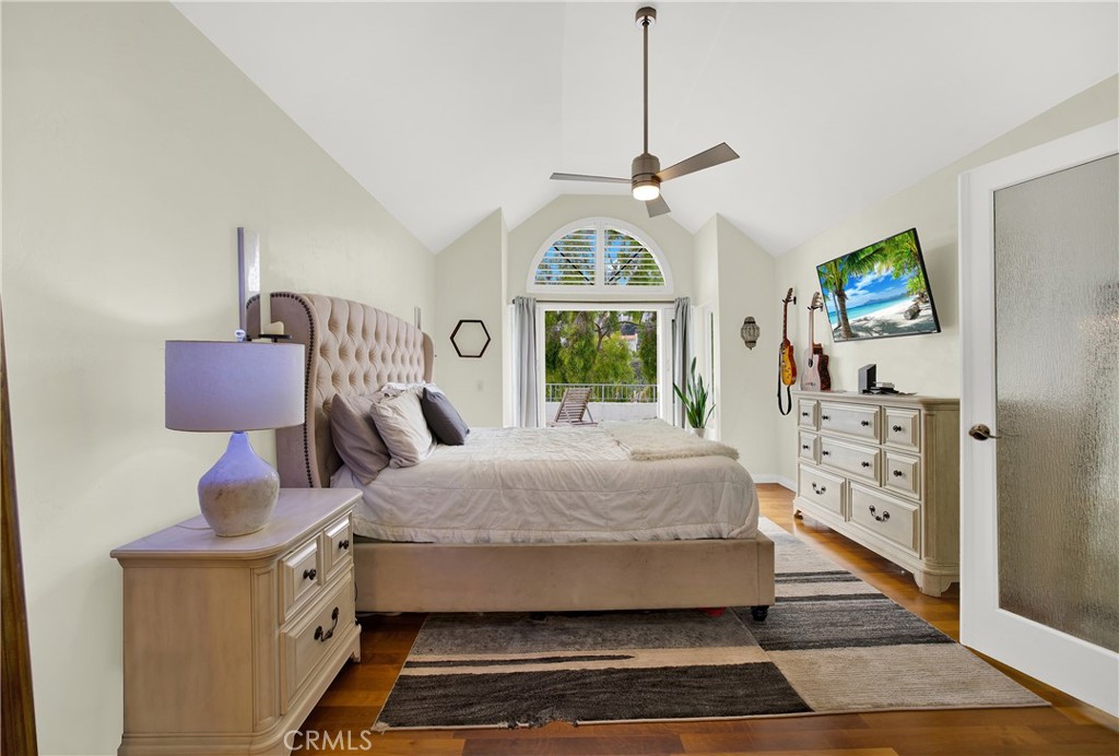 140 Avenida Mesita 15