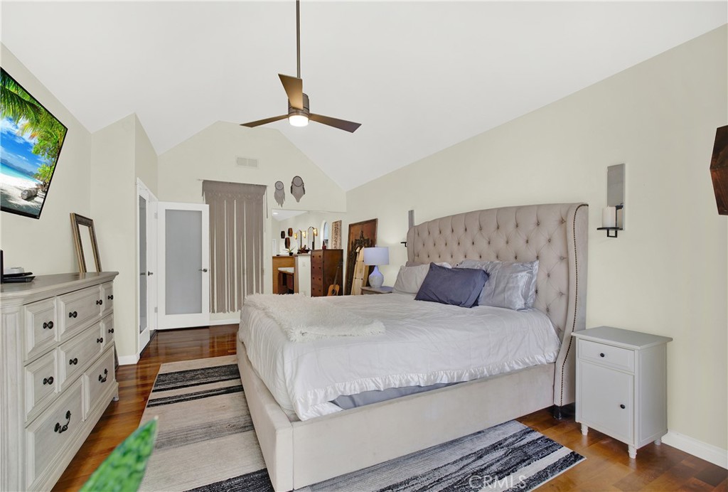 140 Avenida Mesita 15