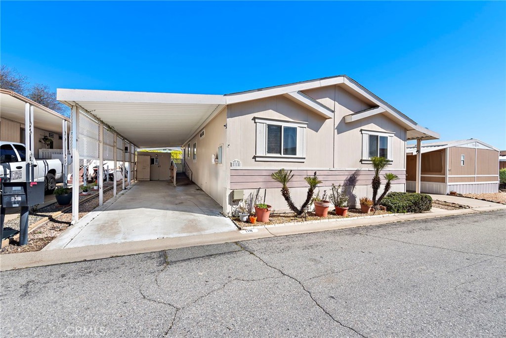 27701 Murrieta Road 118