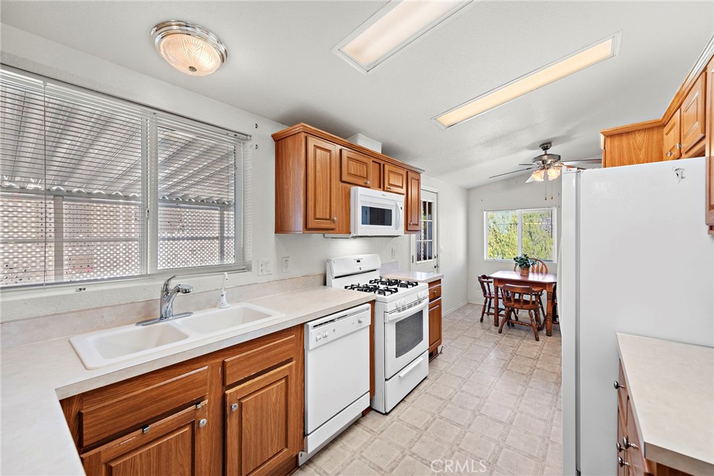 27701 Murrieta Road 118