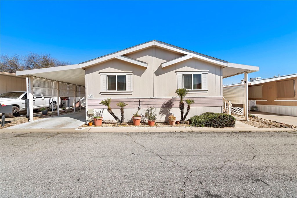 27701 Murrieta Road 118