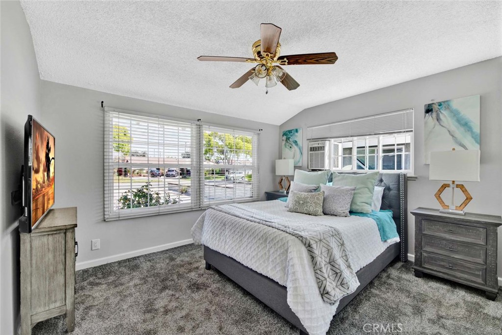 415 N Syracuse Street