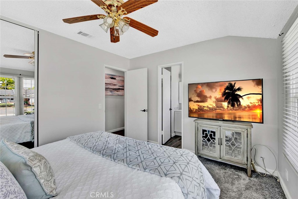 415 N Syracuse Street