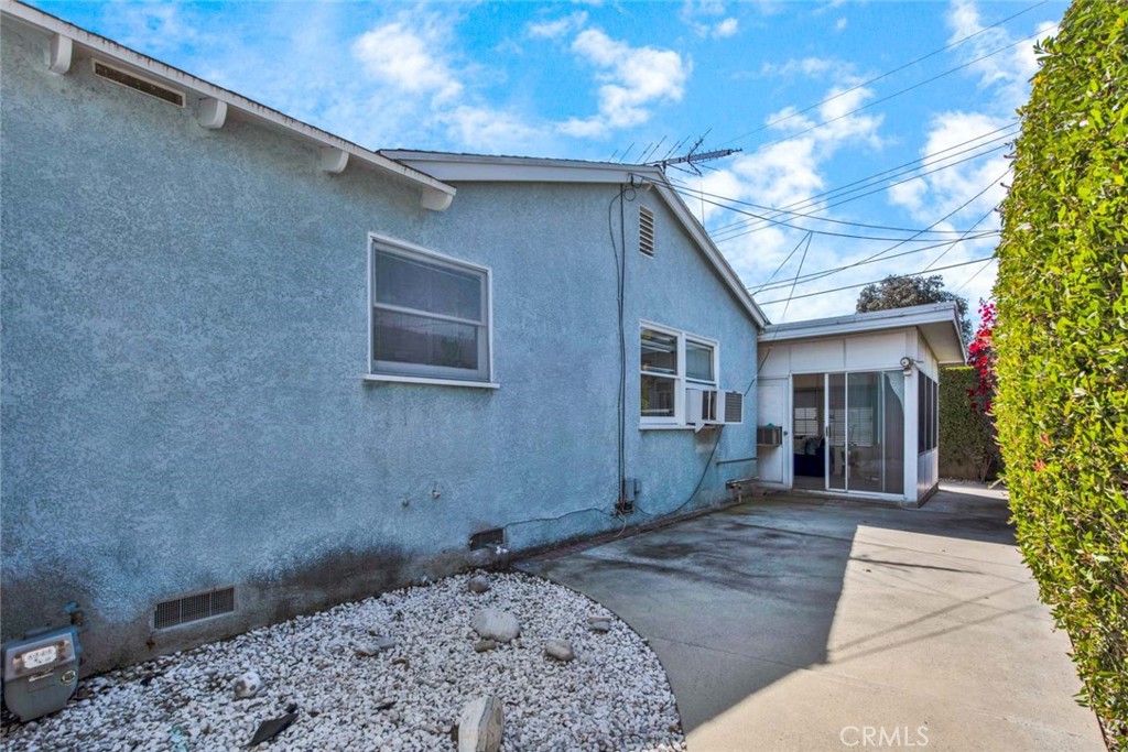 415 N Syracuse Street