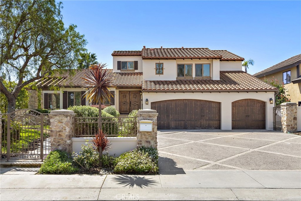 26016 Red Corral