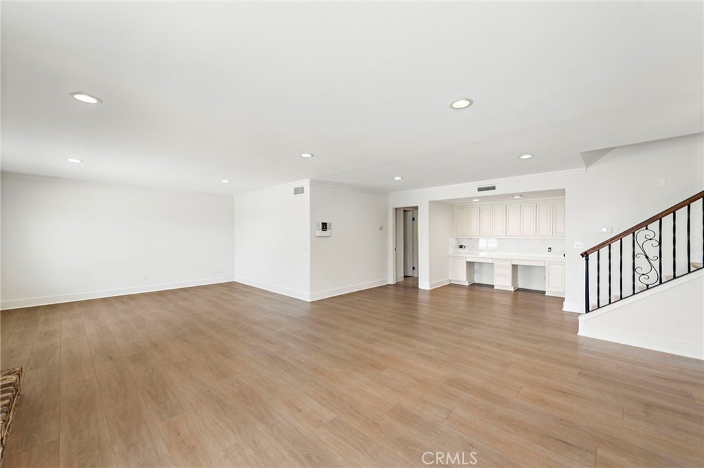 26016 Red Corral