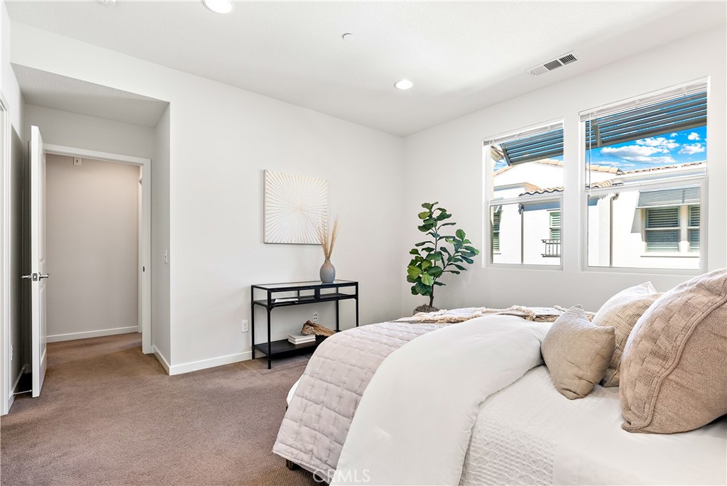 89 Adelfa Street