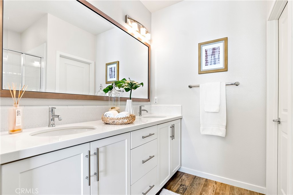 89 Adelfa Street