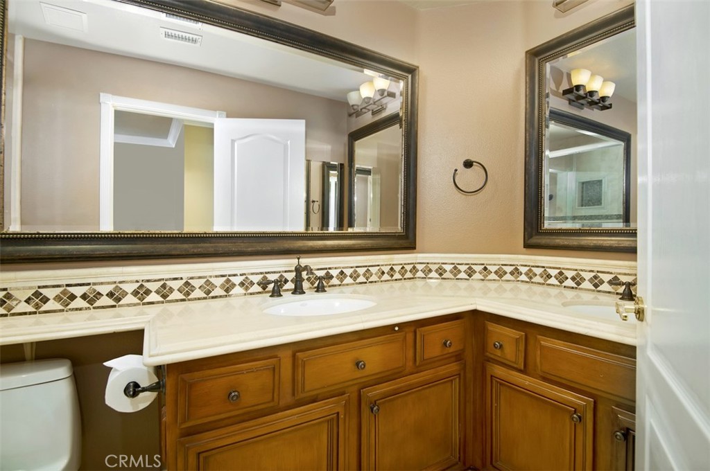 28502 Murrelet Drive