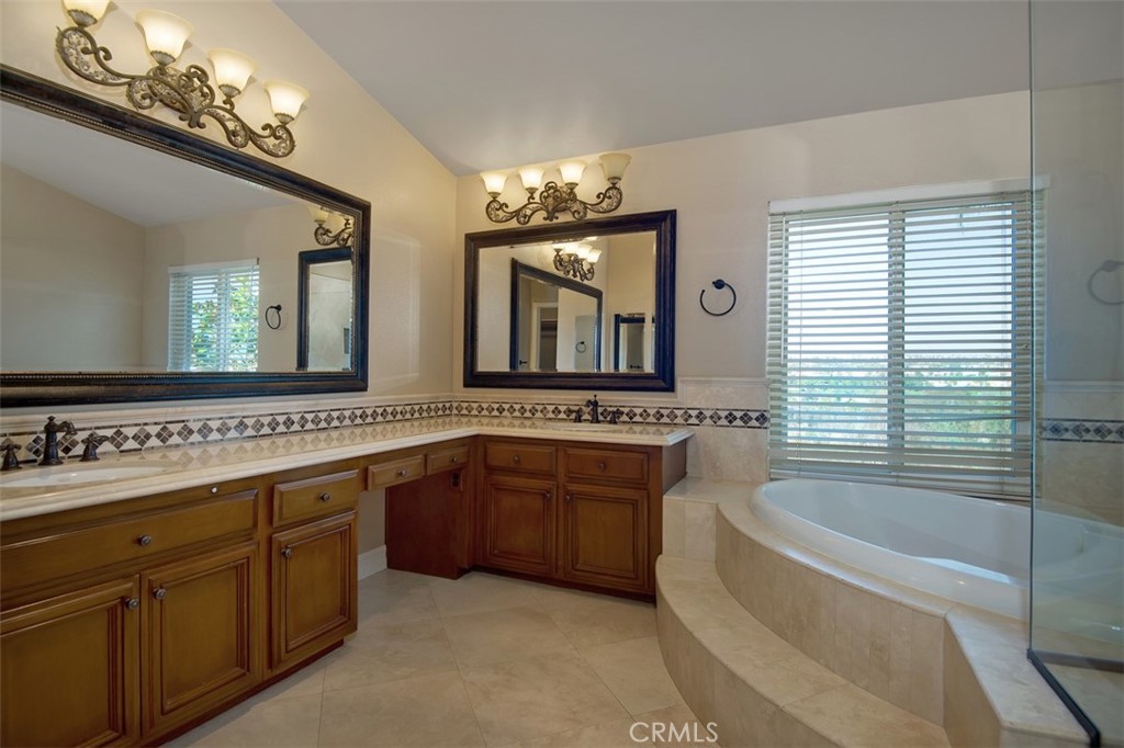 28502 Murrelet Drive