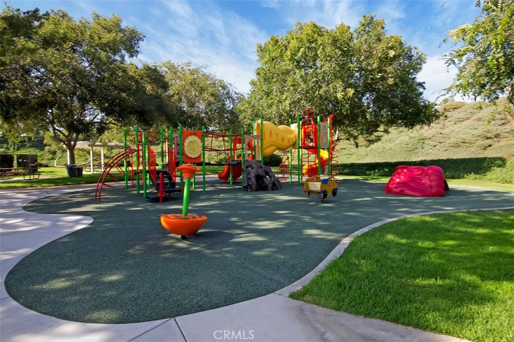 28502 Murrelet Drive