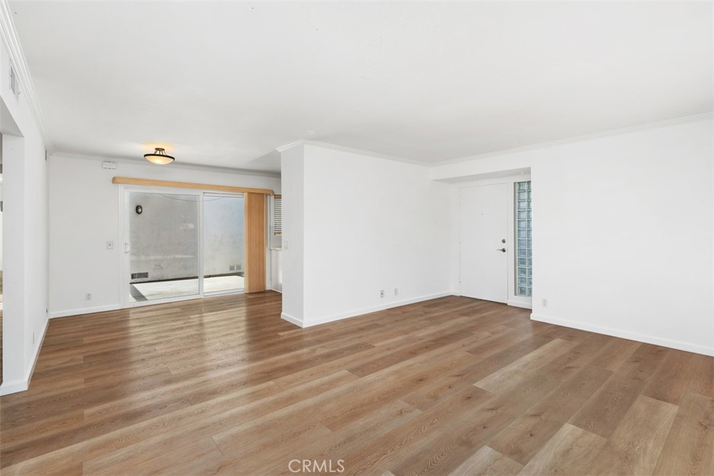 701 Calle Los Olivos