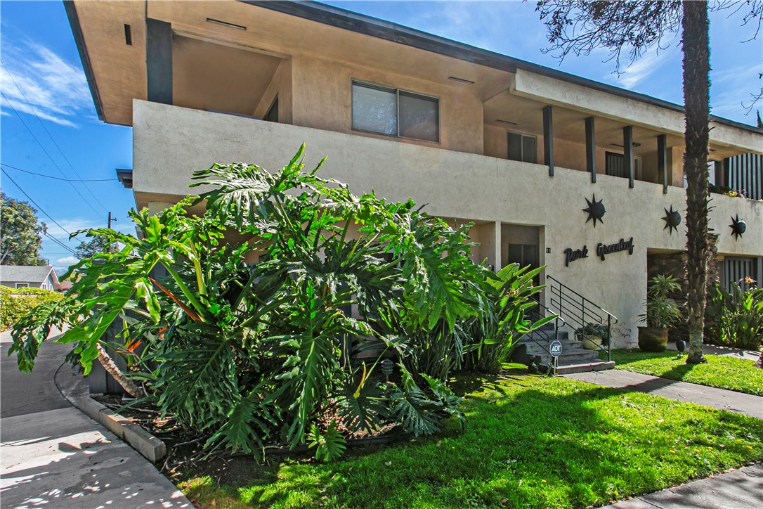 1801 Greenleaf Street 4