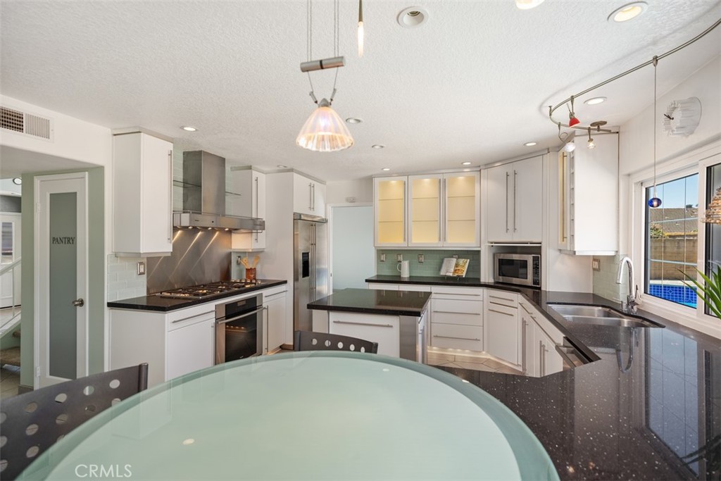 28095 Edelweiss Court