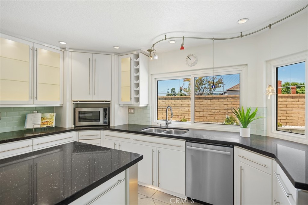 28095 Edelweiss Court