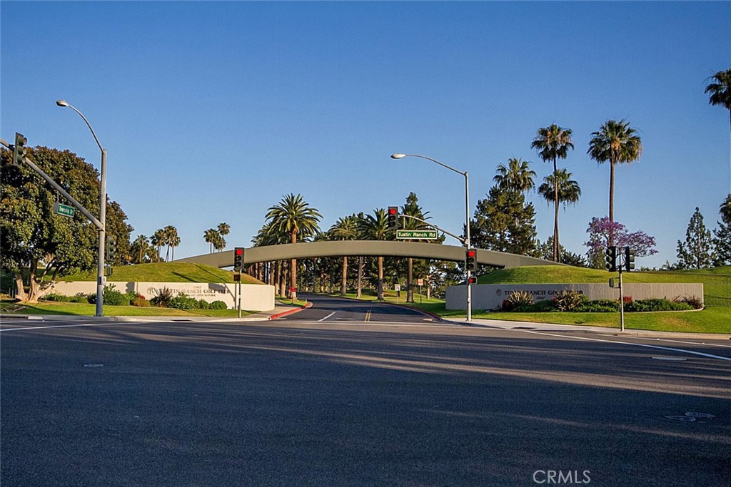 12841 Mackenzie Drive