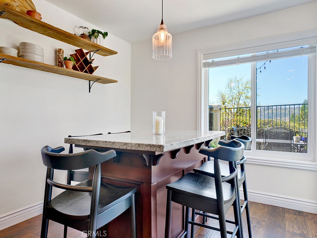 27379 Paseo La Serna