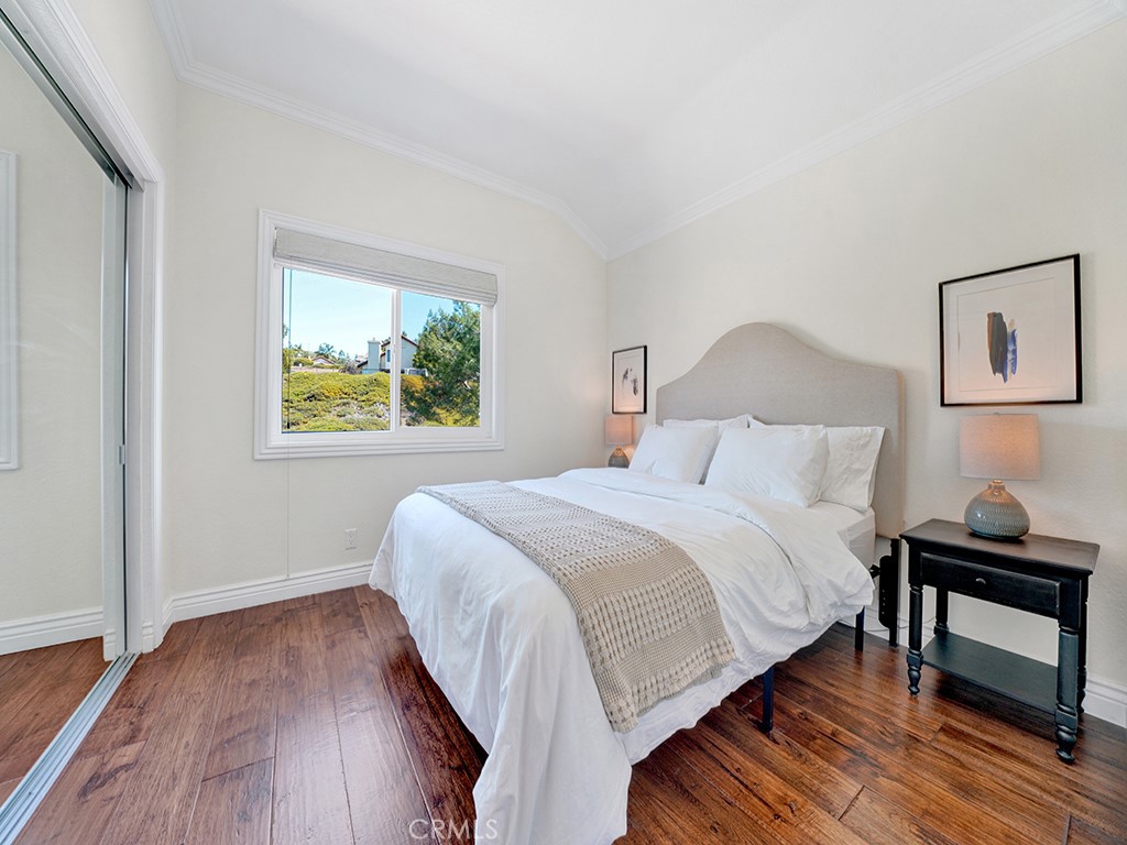 27379 Paseo La Serna