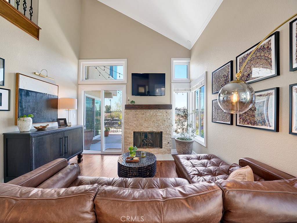 27379 Paseo La Serna