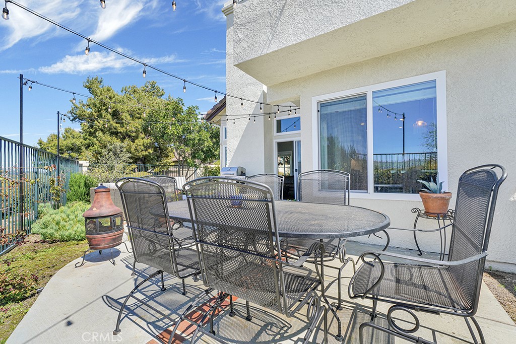 27379 Paseo La Serna