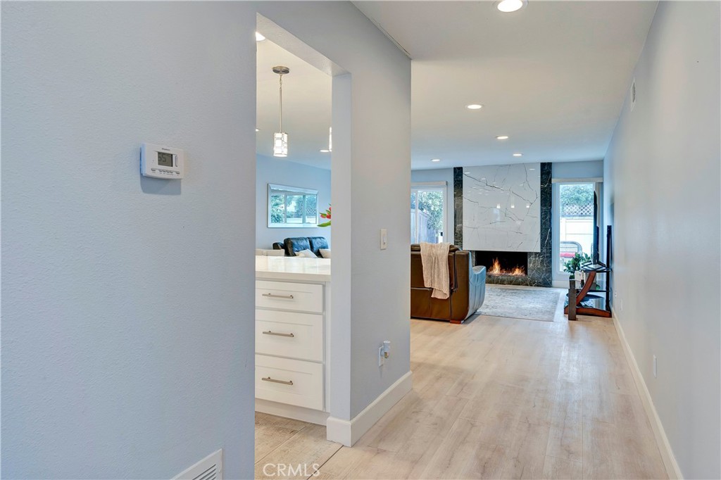 16 Queens Wreath Way