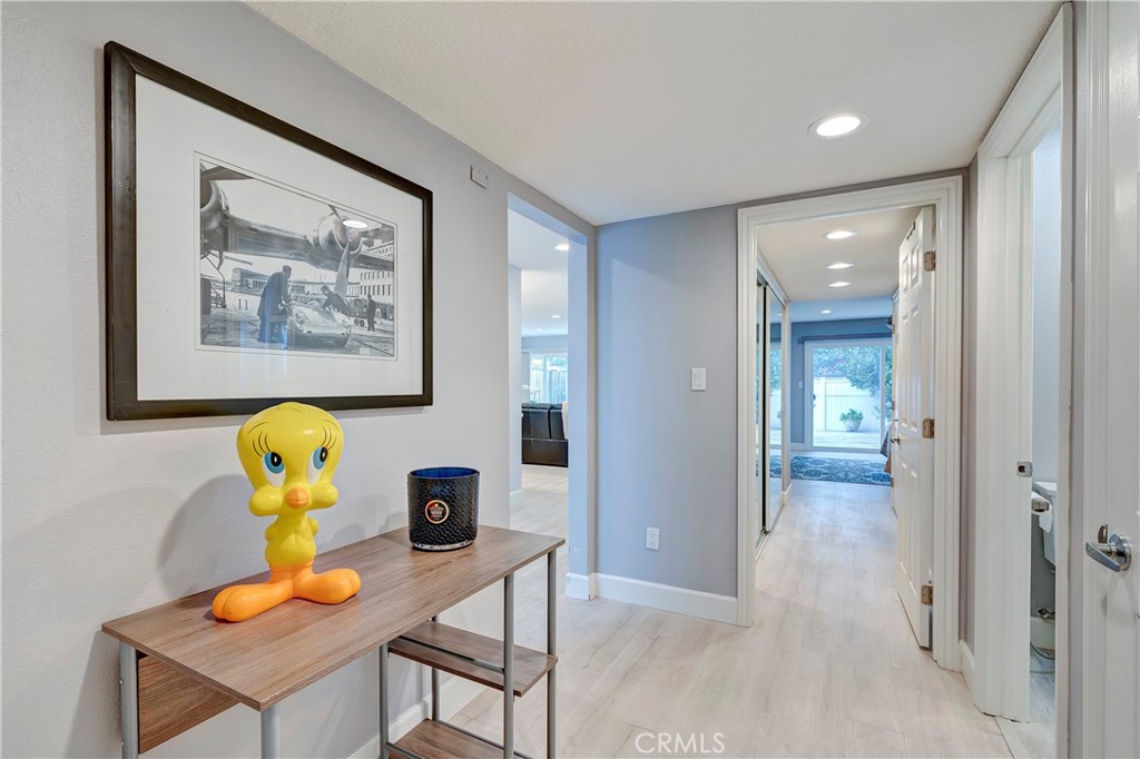 16 Queens Wreath Way