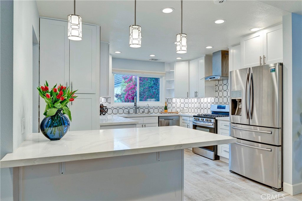 16 Queens Wreath Way