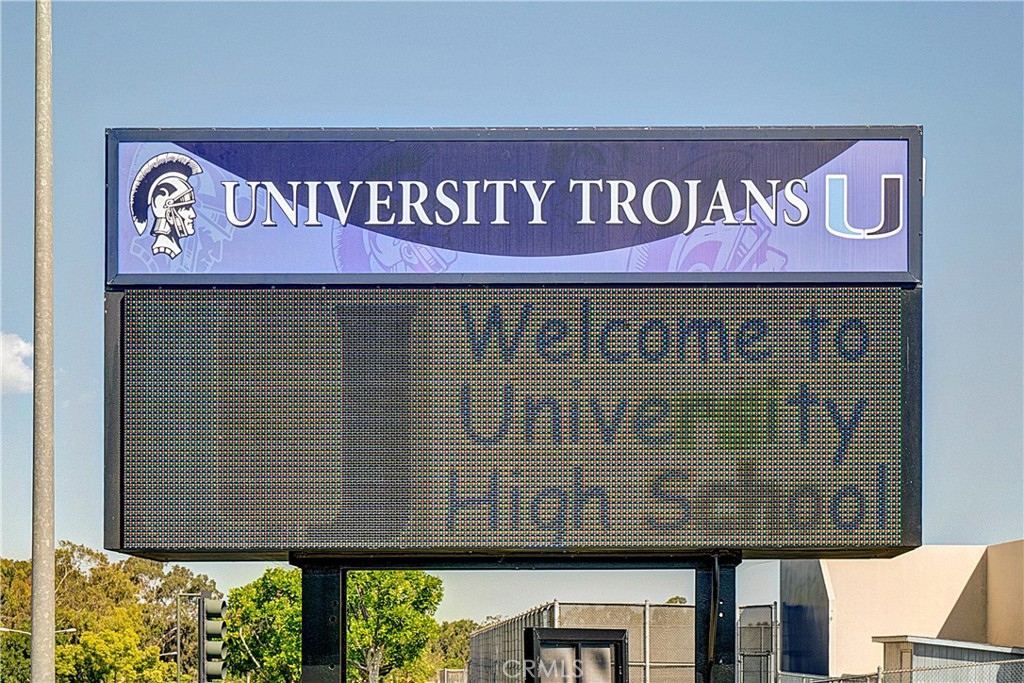 16 Queens Wreath Way