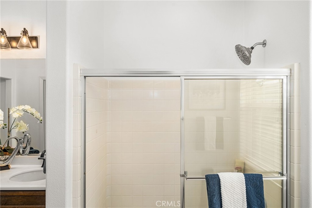 1512 Valencia Avenue