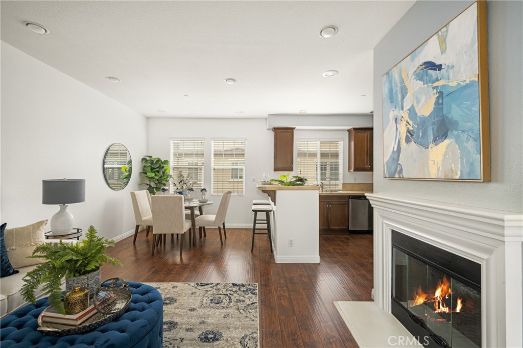 1512 Valencia Avenue