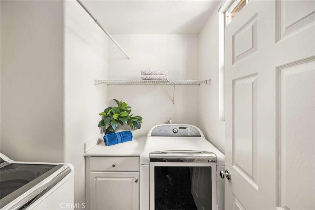 1512 Valencia Avenue