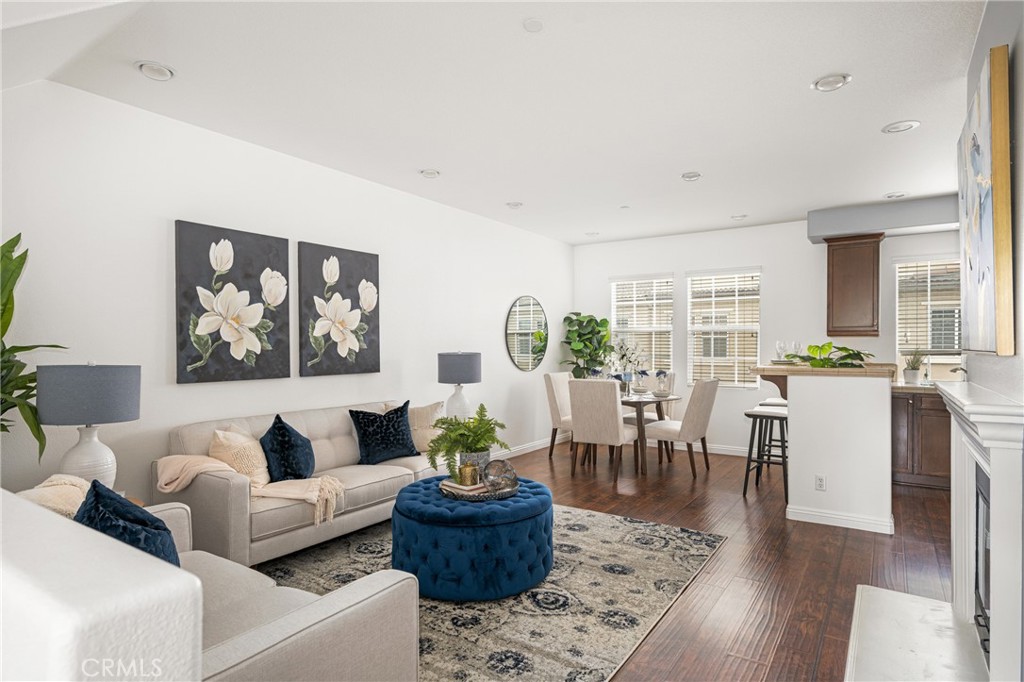 1512 Valencia Avenue