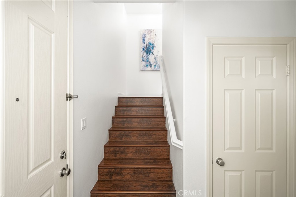 1512 Valencia Avenue