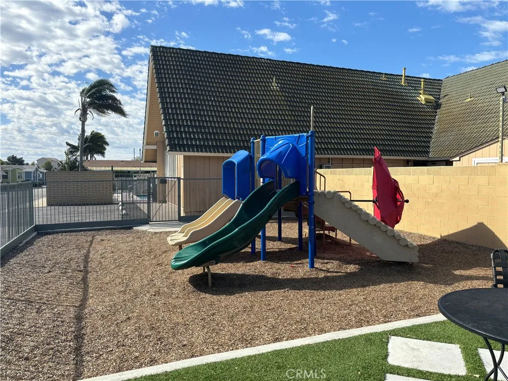 3101 S. Fairview St # 6