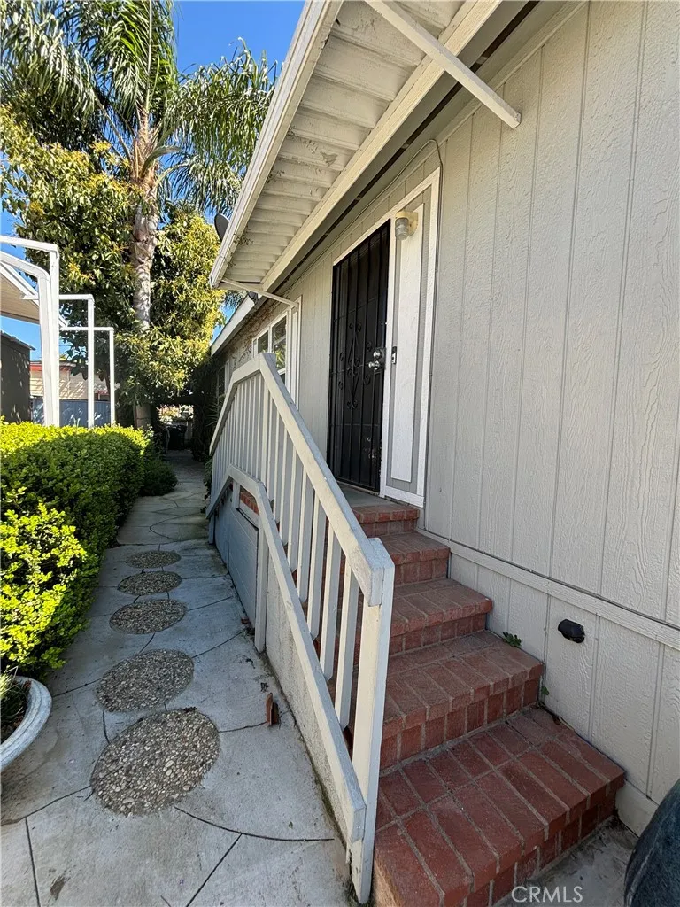 3101 S. Fairview St # 6