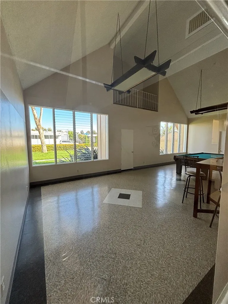 3101 S. Fairview St # 6